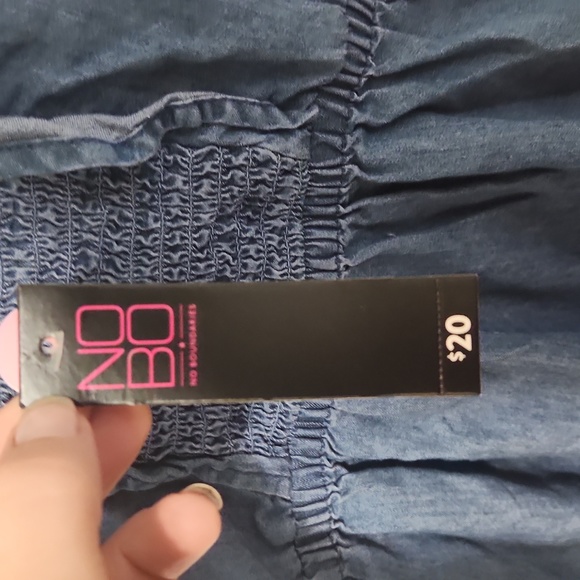 Denim Look Ruffled Romper - Picture 9 of 10